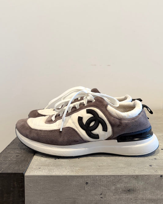 Chanel CC Logo Sneakers