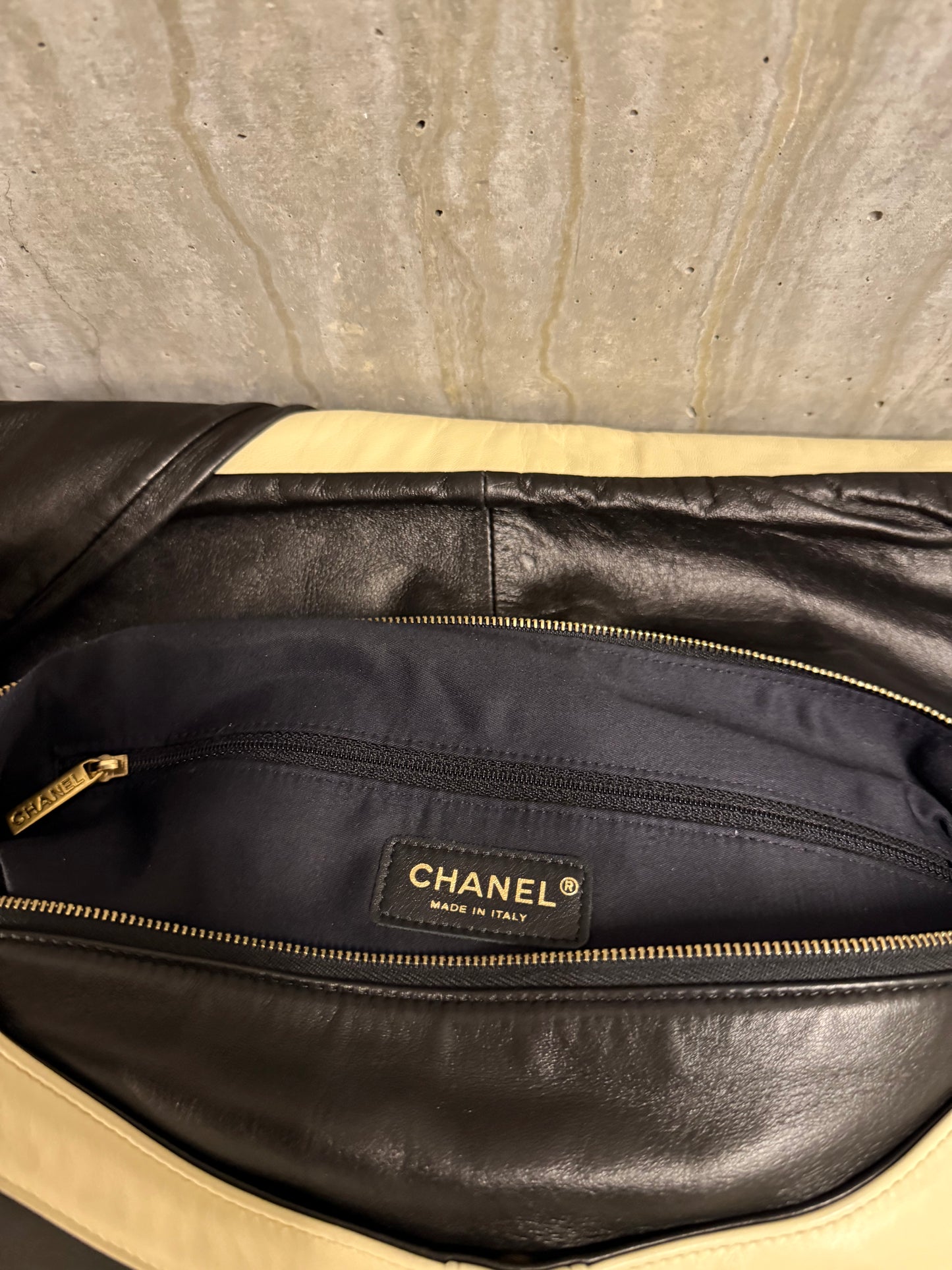 Chanel Jacket Girl Bag Black/White