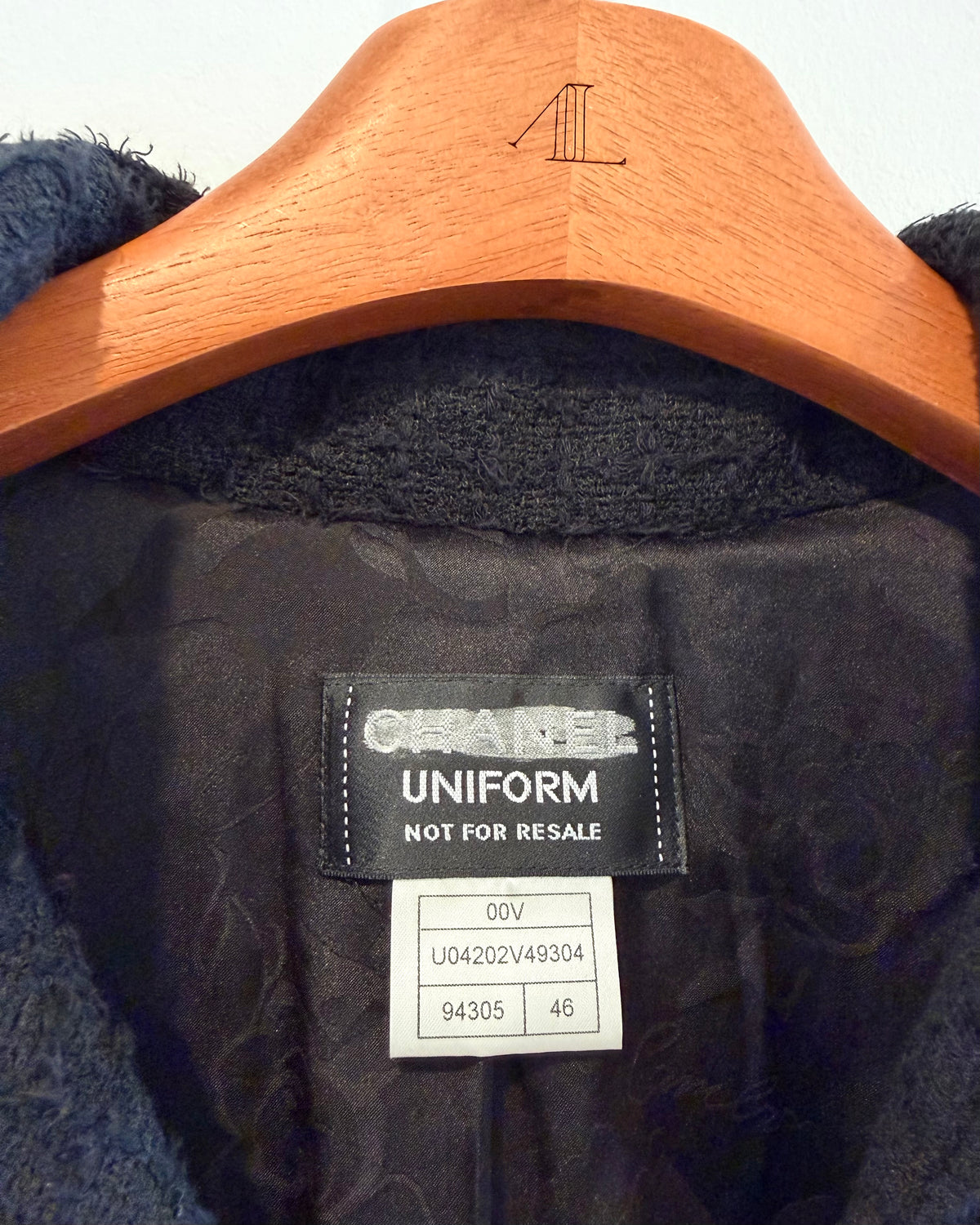 Chanel 00V Uniform Tweed Jacket